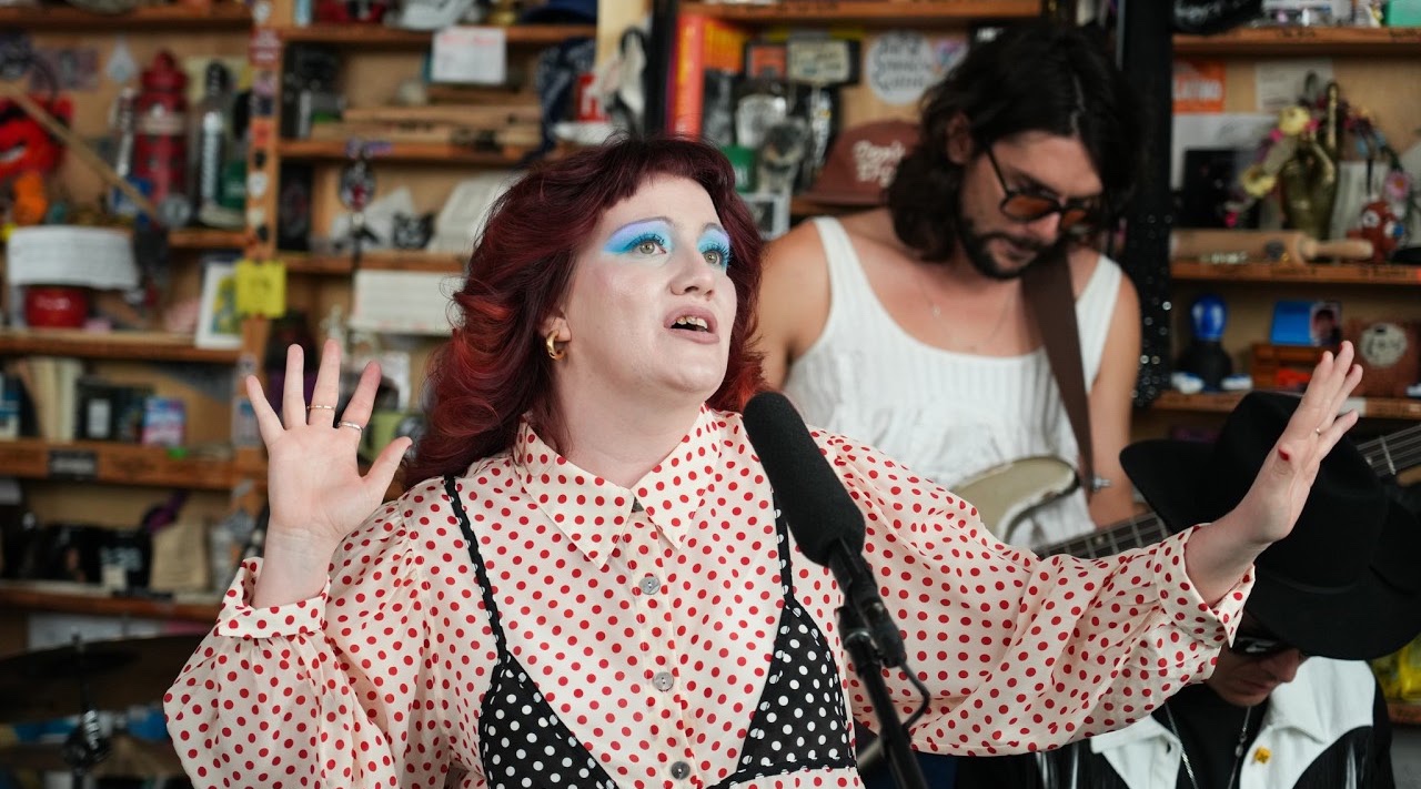 CMAT estreia no Tiny Desk antes do Primavera Sound