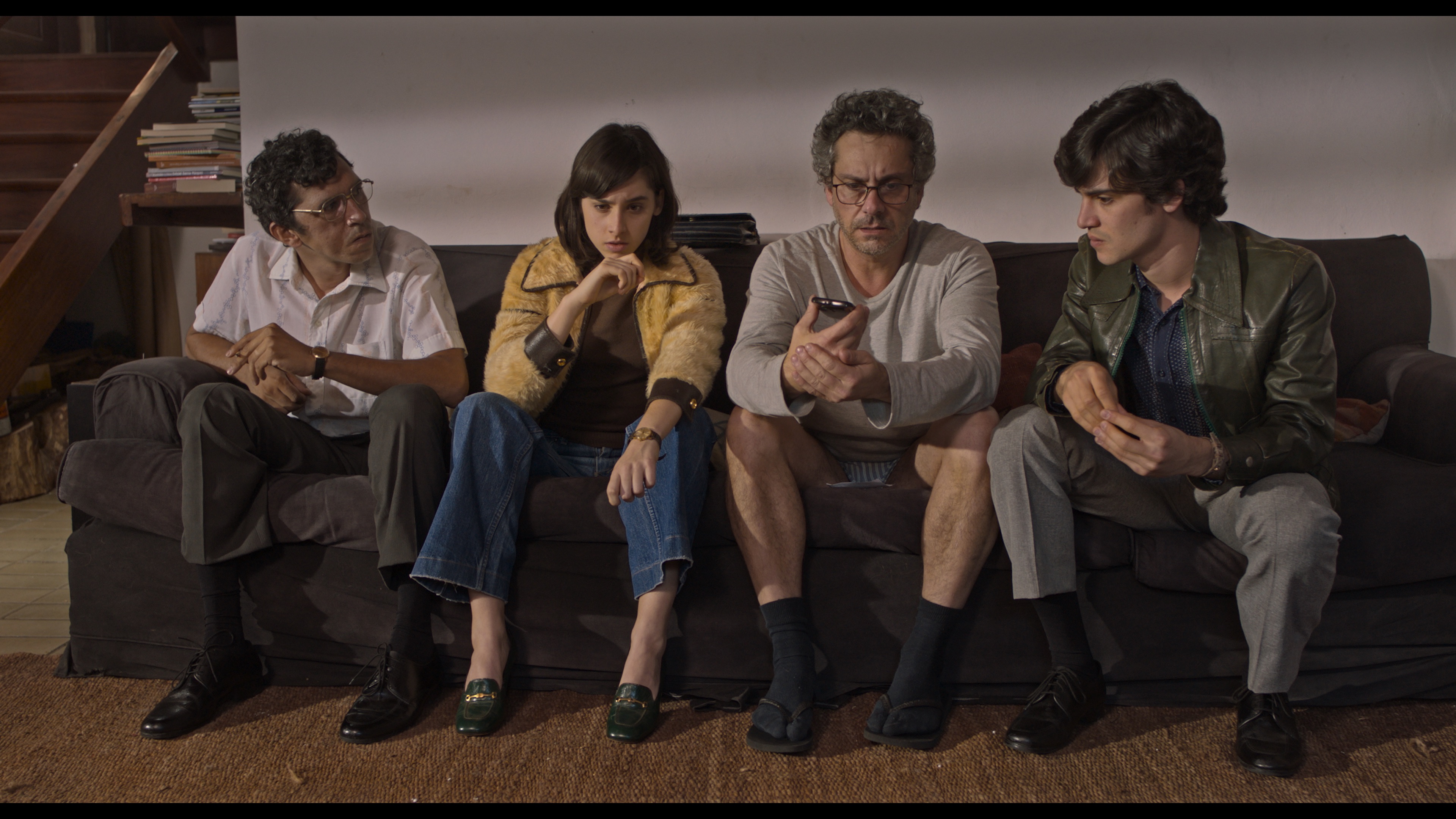 Sem Pai Nem Mãe: filme com Alexandre Nero ganha trailer