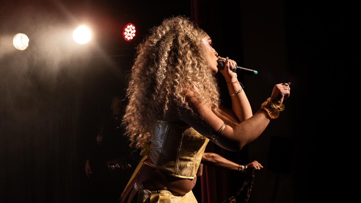 CAE faz show gratuito no Sesc Avenida Paulista